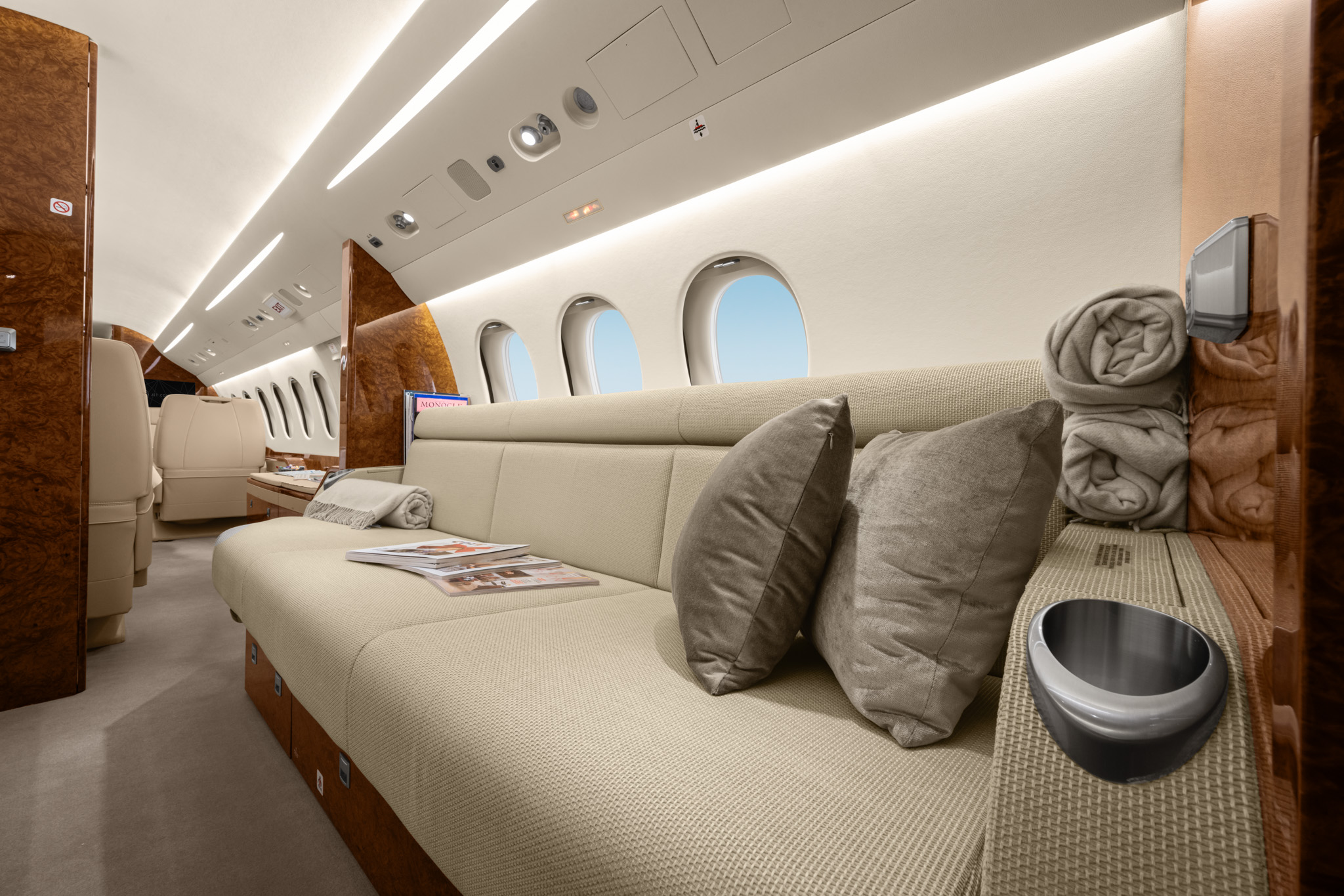 Photo of the Falcon 7x G-SPTX