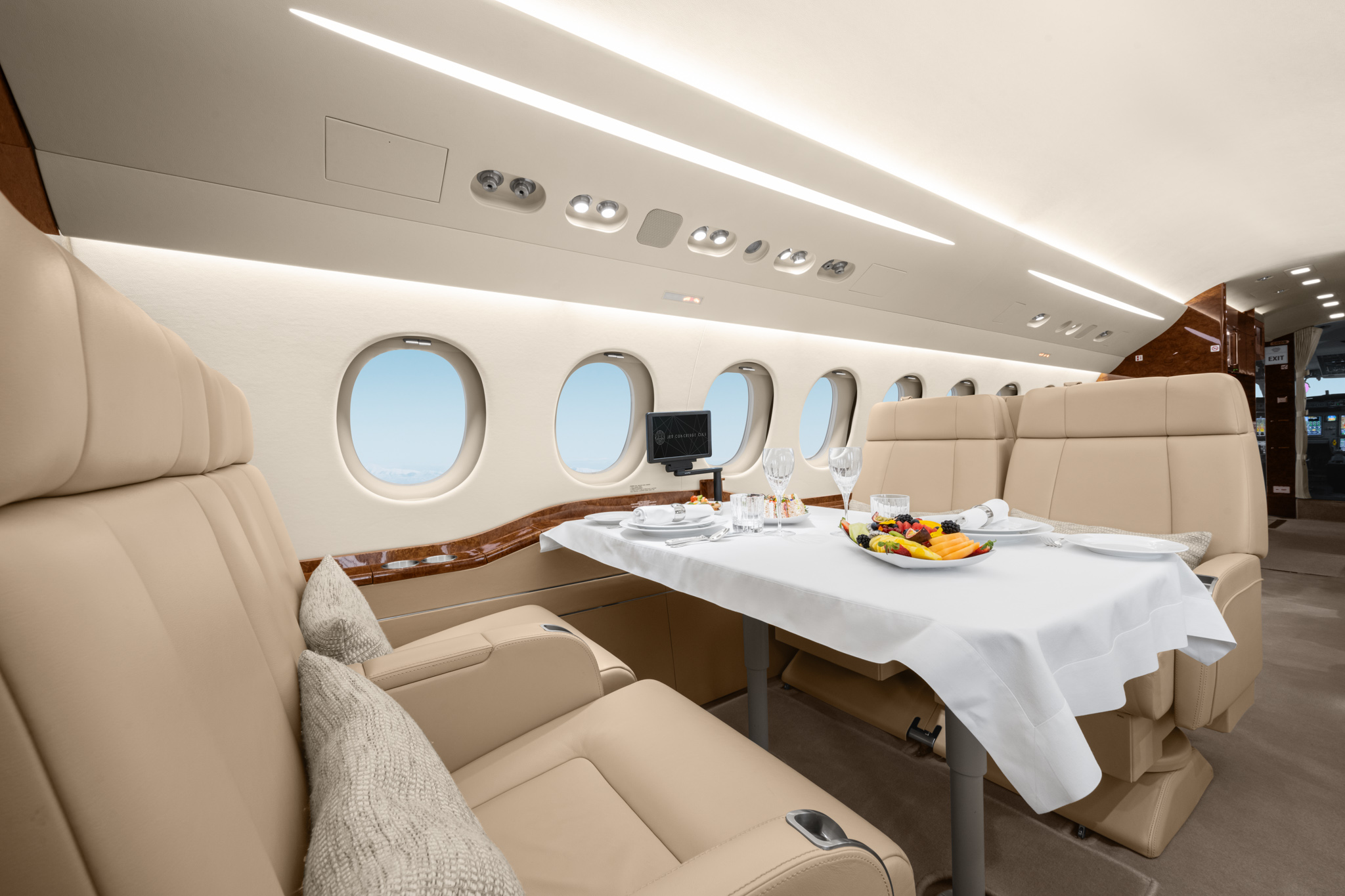 Photo of the Falcon 7x G-SPTX