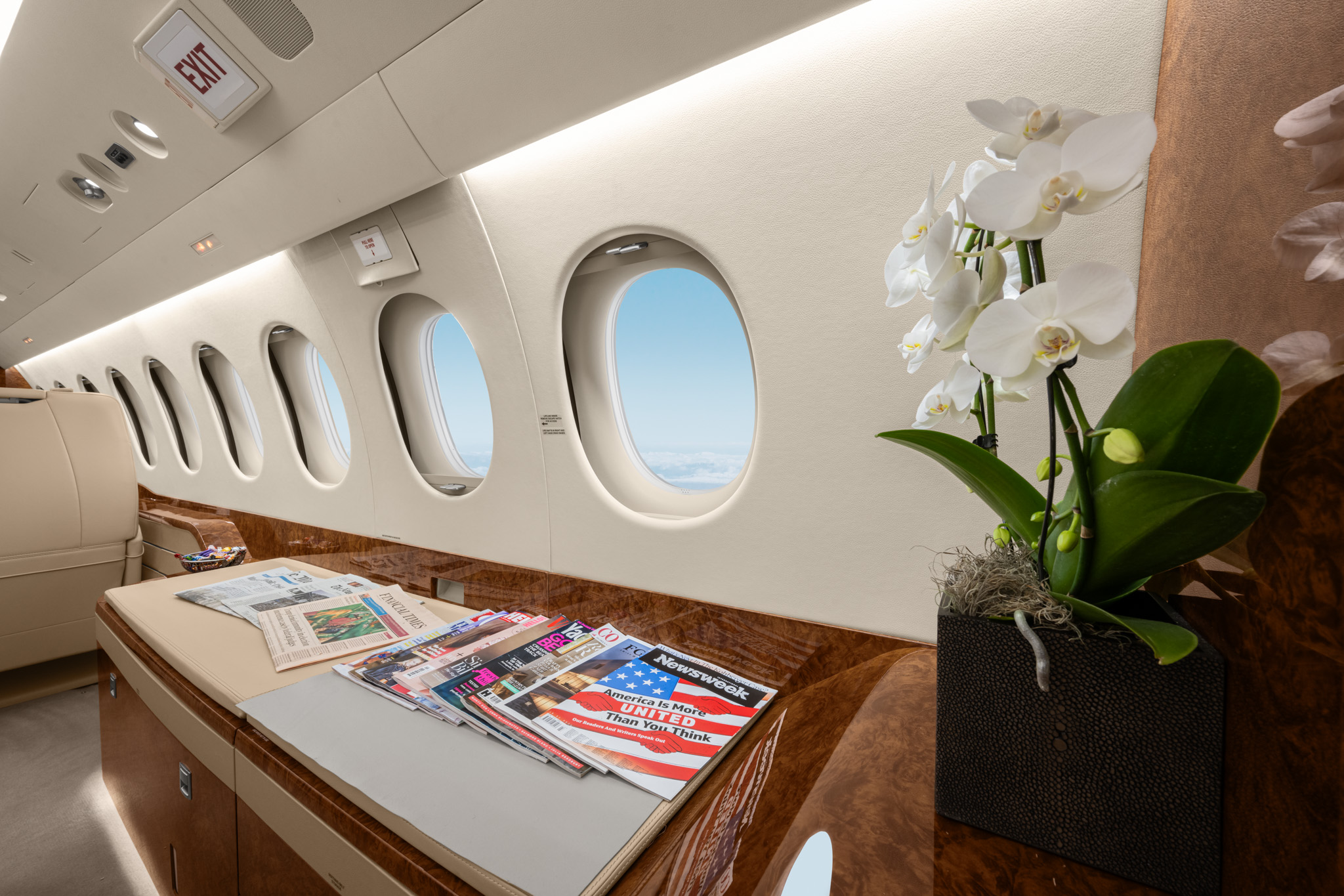 Photo of the Falcon 7x G-SPTX