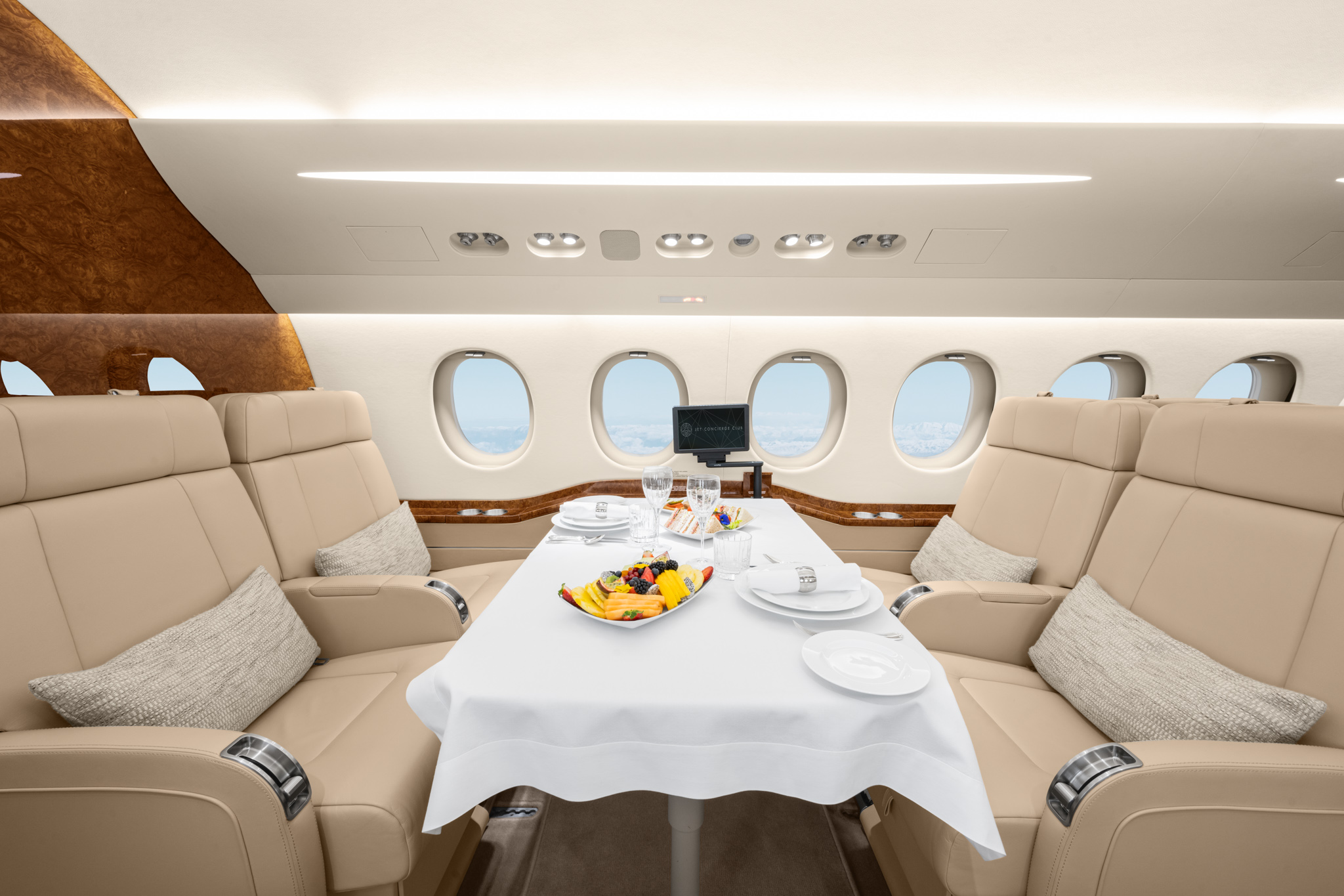 Photo of the Falcon 7x G-SPTX