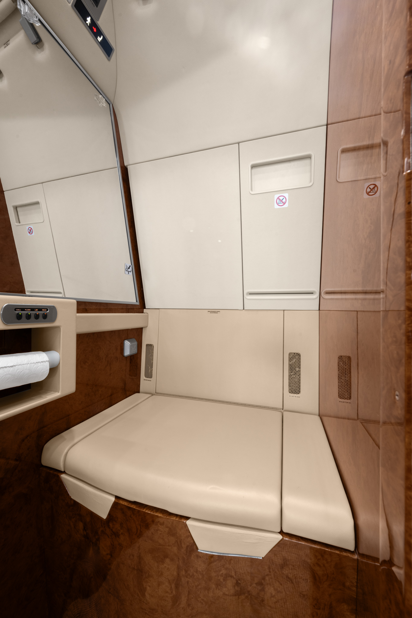 Photo of the Falcon 7x G-SPTX