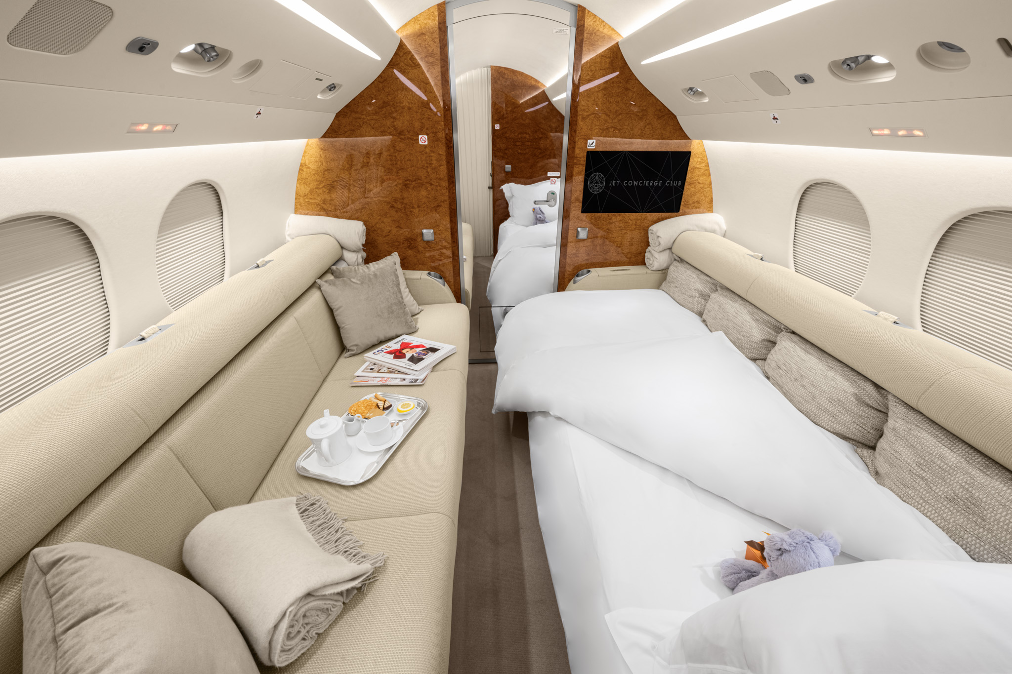 Photo of the Falcon 7x G-SPTX