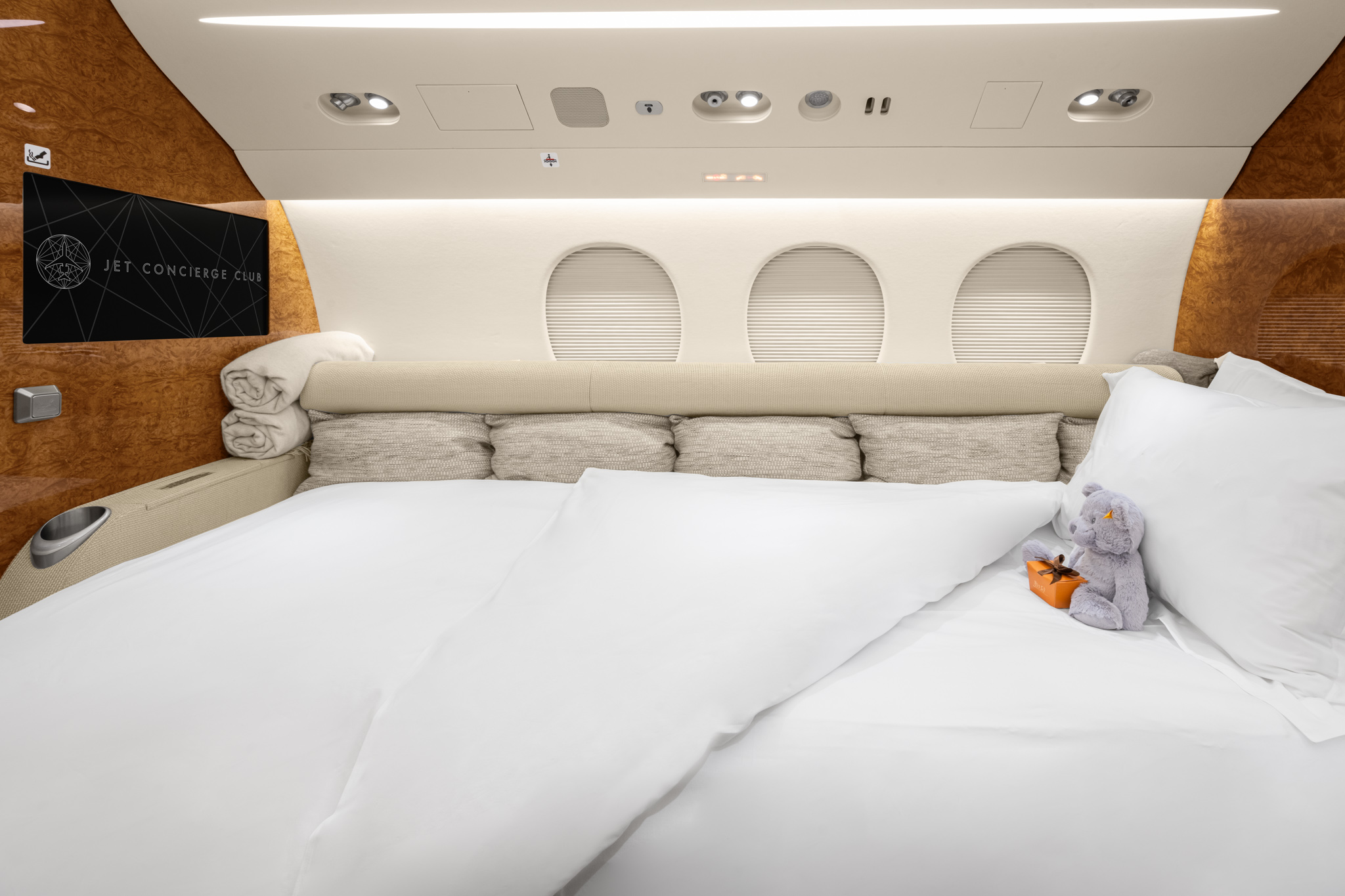 Photo of the Falcon 7x G-SPTX
