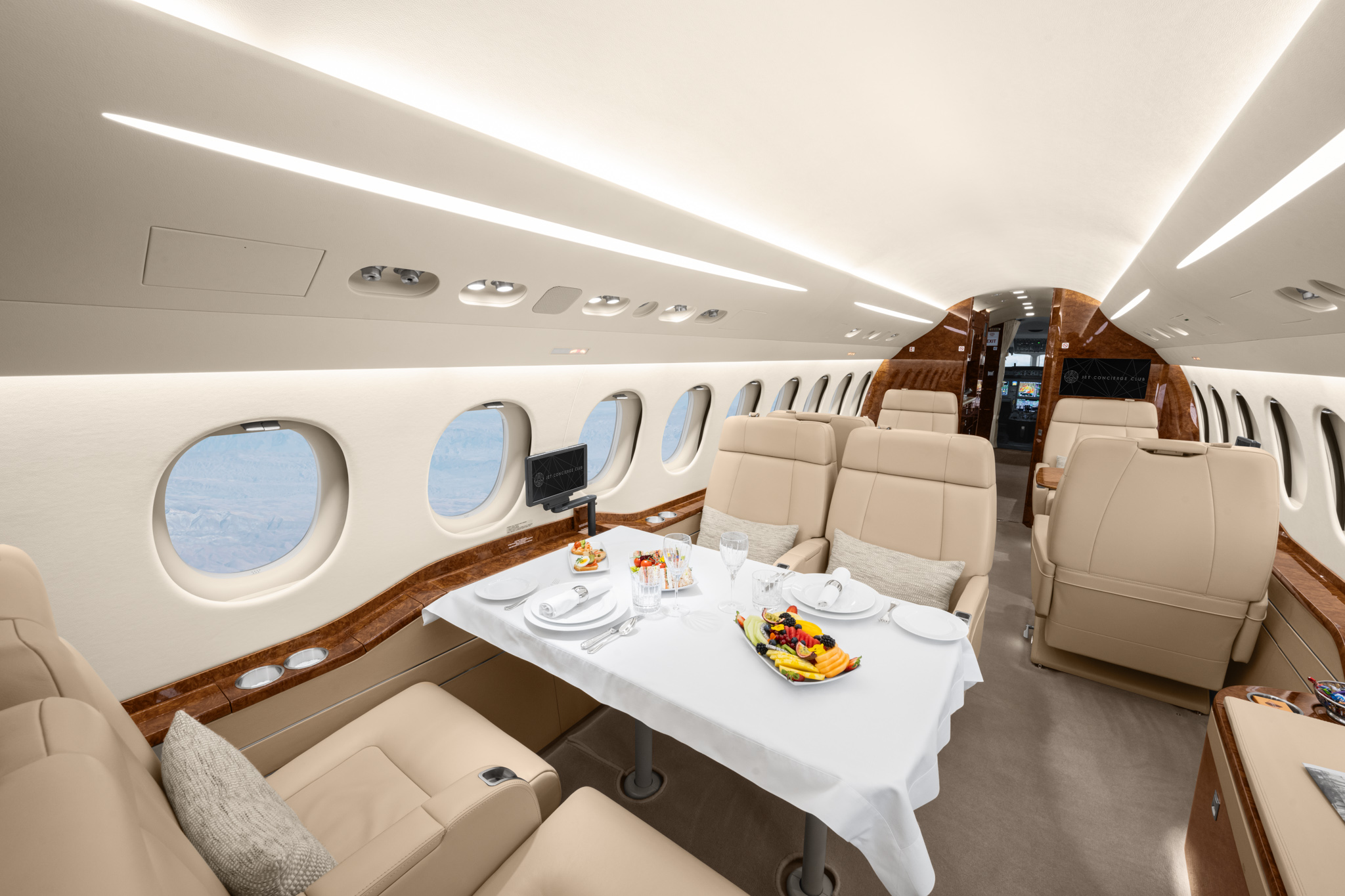 Photo of the Falcon 7x G-SPTX